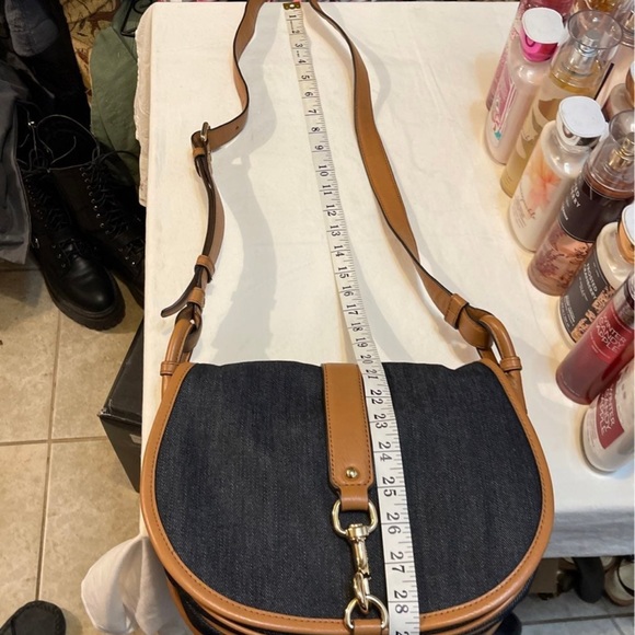 Michael Kors saddle bag - Picture 10 of 11